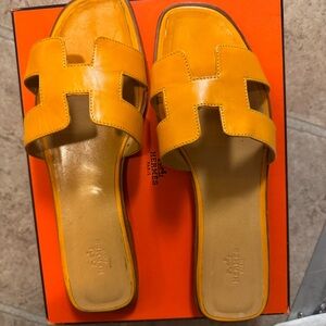 Hermes Oran Sandal Slide Yellow Size 41.5